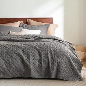 Queen Quilt Bedding Set - Lightweight Summer Quilt Full/Queen - Grey Bedspreads